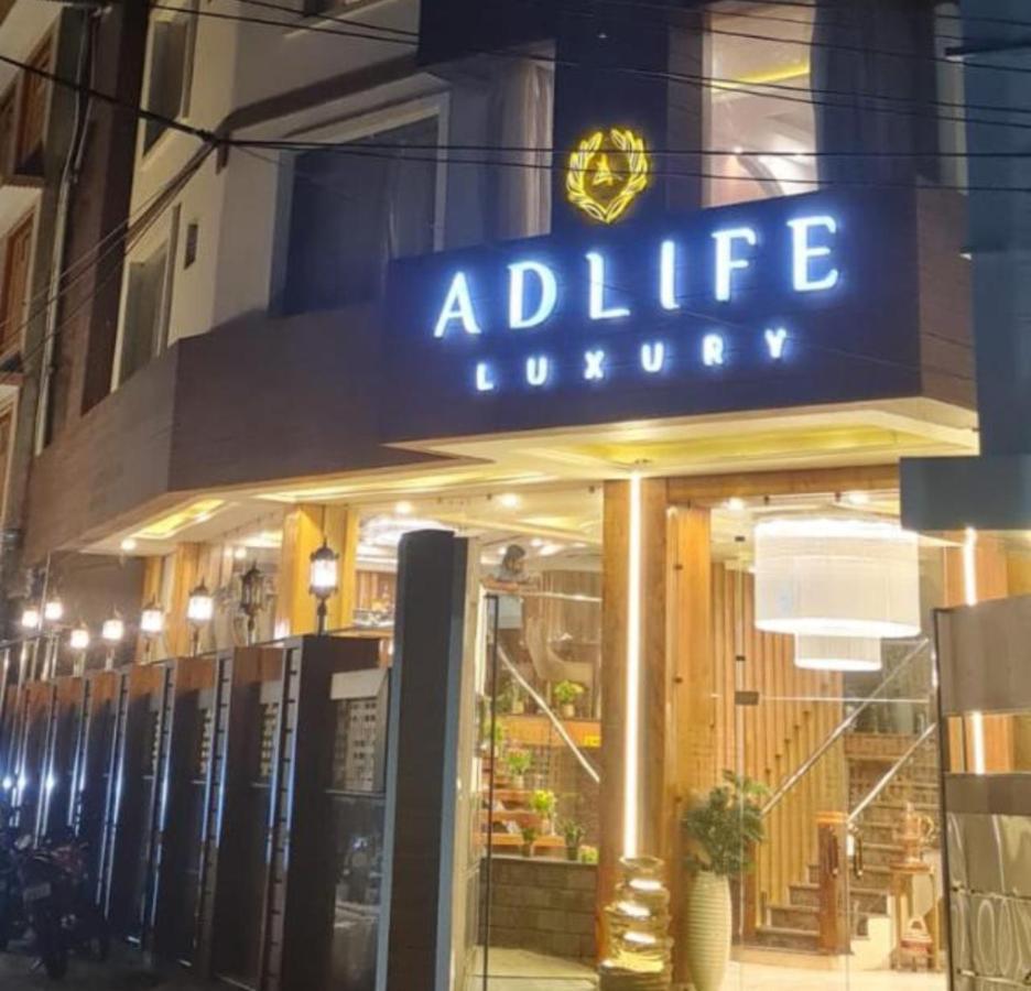 Hotel Adlife Luxury Сринагар Экстерьер фото